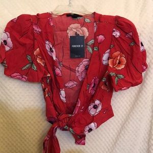 Tie crop top from forever 21 NWT